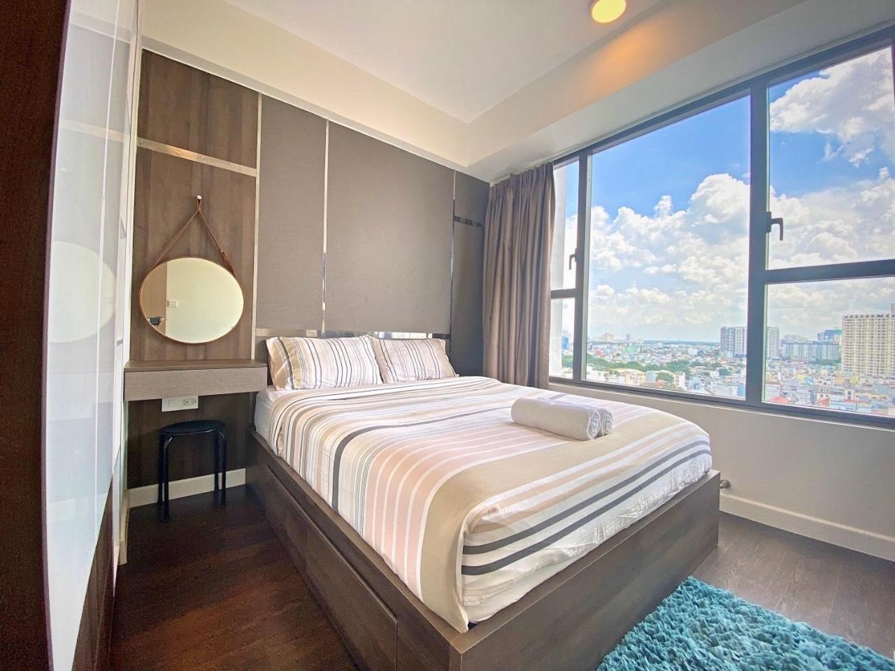 Yo'S Homes Rivergate Apartment Infinity Pool Near District 1 胡志明市 外观 照片