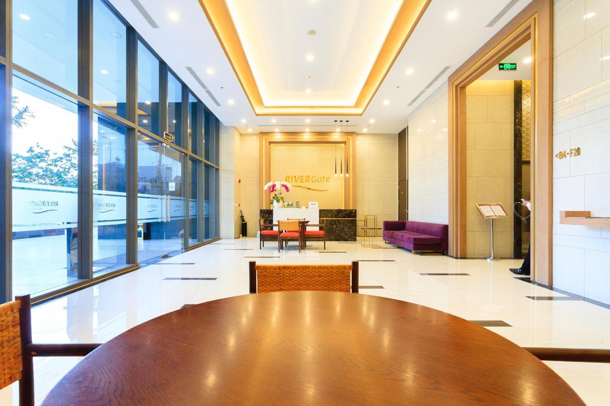 Yo'S Homes Rivergate Apartment Infinity Pool Near District 1 胡志明市 外观 照片