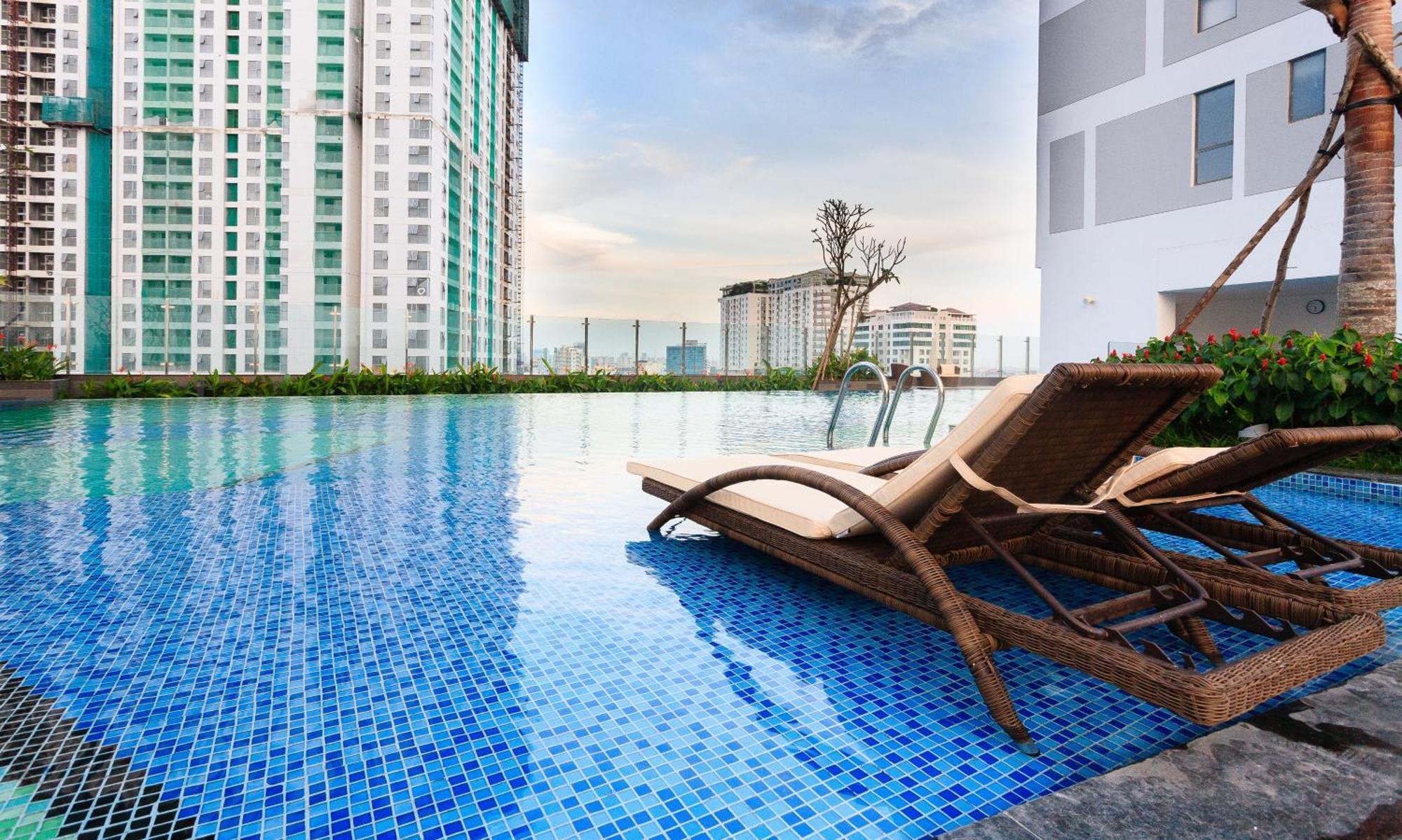 Yo'S Homes Rivergate Apartment Infinity Pool Near District 1 胡志明市 外观 照片