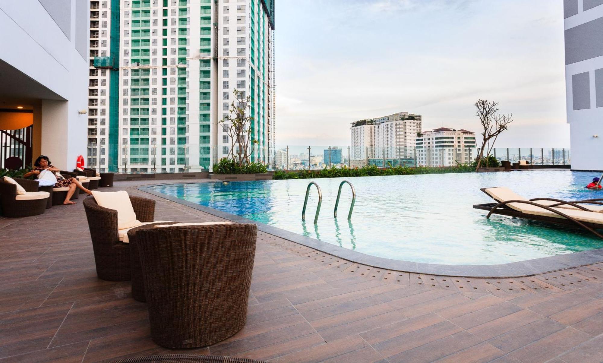 Yo'S Homes Rivergate Apartment Infinity Pool Near District 1 胡志明市 外观 照片