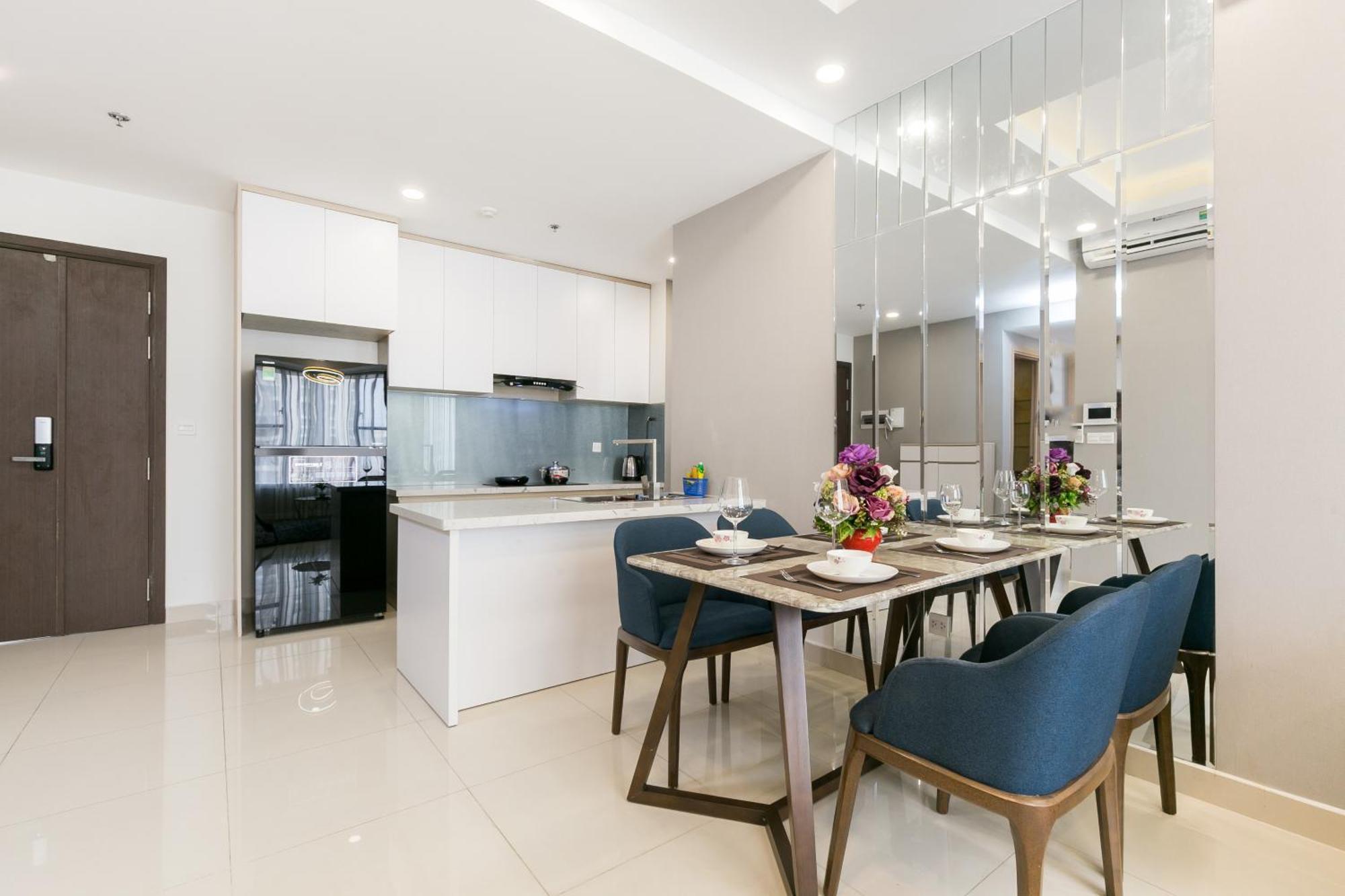 Yo'S Homes Rivergate Apartment Infinity Pool Near District 1 胡志明市 外观 照片